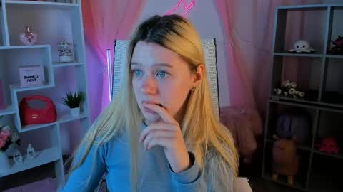 Snapshot of celestinemauriac chatting on May 7, 2026, 6:46 pm your cute kitty online show from May 7, 2026, 6:46 pm