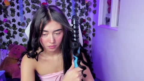 Celestineeeeee online show from December 4, 2024, 12:52 am