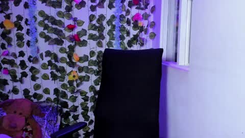 Celestineeeeee online show from December 24, 2024, 10:28 pm