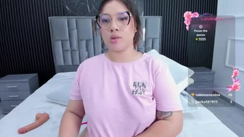 Celeste Bloom online show from December 10, 2024, 6:33 am