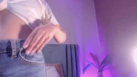 Celeste Quenn online show from April 15, 2026, 7:58 pm