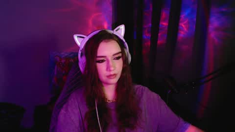 celia_sensual_ online show from April 10, 2026, 8:57 pm