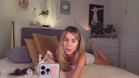 Celin online show from July 23, 2026, 6:06 pm