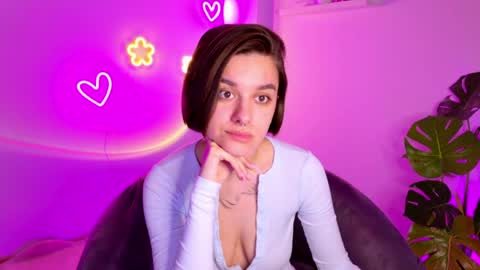  Celine  online show from April 18, 2026, 5:22 am