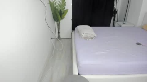 Snapshot of celine_roxelle chatting on July 18, 2026, 8:12 pm Celine Roxelle online show from July 18, 2026, 8:12 pm