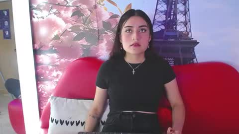 Snapshot of celine_visconti chatting on April 16, 2026, 9:37 pm online show from April 16, 2026, 9:37 pm