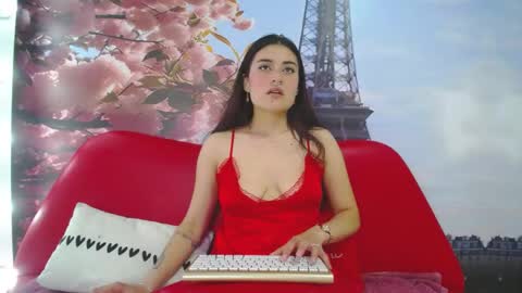 Snapshot of celine_visconti chatting on April 28, 2026, 2:33 pm online show from April 28, 2026, 2:33 pm