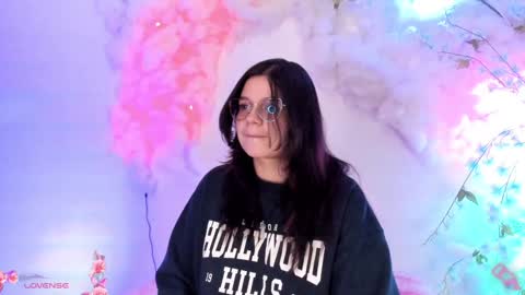 Hello guys my name is Sofi and Lizzie and  Vanessa online show from February 1, 2025, 1:12 am