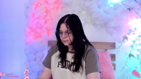 Hello guys my name is Sofi and Lizzie and  Vanessa online show from February 3, 2025, 10:54 pm