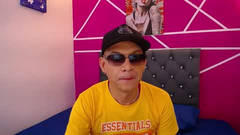 Snapshot of cesirry chatting on July 21, 2026, 12:40 pm Cesirry online show from July 21, 2026, 12:40 pm