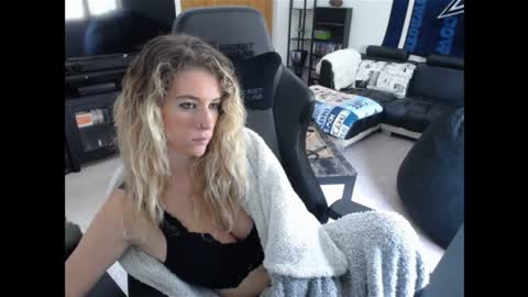 Marie online show from January 23, 2025, 4:37 pm