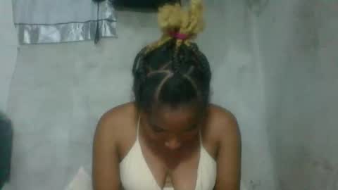 Snapshot of cettehot chatting on January 18, 2026, 9:51 pm cette soa online show from January 18, 2026, 9:51 pm