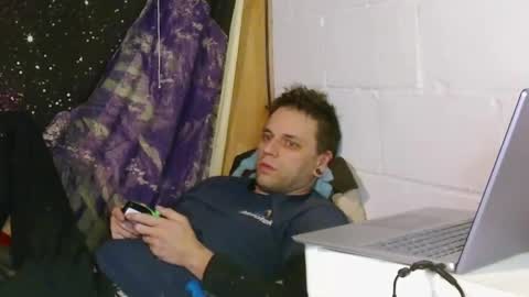 cguffey2284 online show from January 29, 2025, 1:27 am