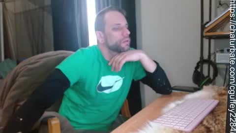 Snapshot of cguffey2284 chatting on February 5, 2026, 5:17 pm cguffey2284 online show from February 5, 2026, 5:17 pm