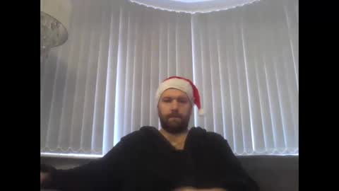 Snapshot of ch33ky85 chatting on December 20, 2024, 9:43 am ch33ky85 online show from December 20, 2024, 9:43 am
