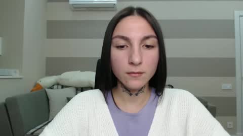 Kate online show from January 2, 2025, 1:30 pm