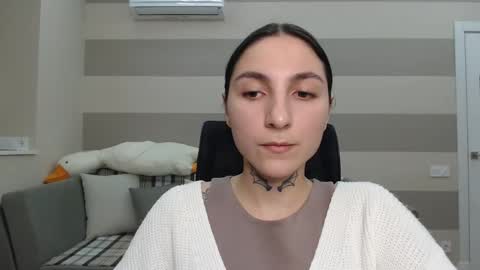 Kate online show from January 25, 2025, 2:47 pm