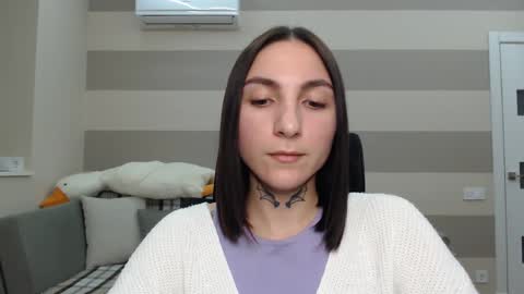 Kate online show from January 28, 2025, 1:49 pm