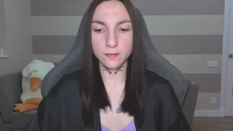 Kate online show from November 10, 2025, 8:46 am