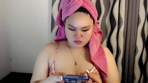 chabilataxx online show from December 8, 2024, 3:56 pm