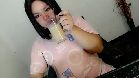 Snapshot of chabilataxx chatting on November 19, 2025, 8:09 pm chabilataxx online show from November 19, 2025, 8:09 pm