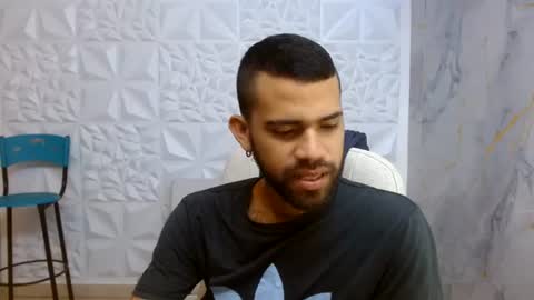 Snapshot of chacorta_ chatting on June 17, 2026, 12:40 pm chacorta_ online show from June 17, 2026, 12:40 pm