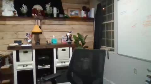 chadmichaell online show from November 17, 2025, 3:23 am