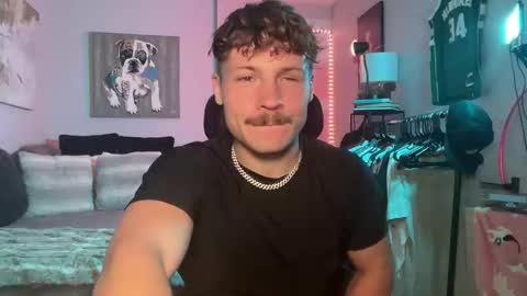 Snapshot of chadtitan chatting on October 8, 2025, 11:13 pm ChadTitan online show from October 8, 2025, 11:13 pm