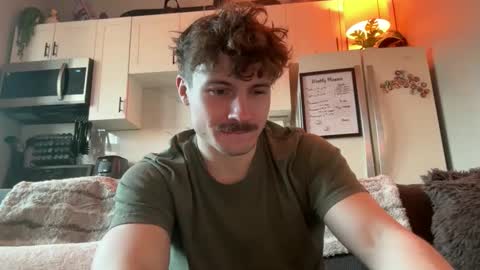 ChadTitan online show from April 7, 2026, 11:04 pm