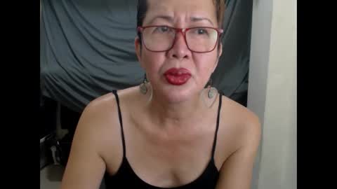 Snapshot of champaka123 chatting on March 6, 2026, 6:21 am champaka online show from March 6, 2026, 6:21 am