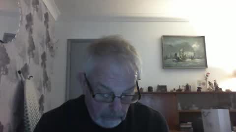 Snapshot of champers37 chatting on February 20, 2026, 1:22 pm Champers online show from February 20, 2026, 1:22 pm