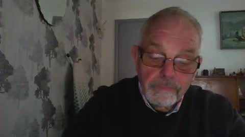 Snapshot of champers37 chatting on February 27, 2026, 10:37 am Champers online show from February 27, 2026, 10:37 am