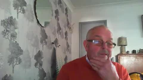 Snapshot of champers37 chatting on March 2, 2026, 3:41 pm Champers online show from March 2, 2026, 3:41 pm