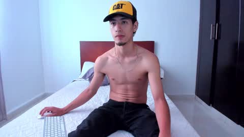 Snapshot of chandler_kenji chatting on March 10, 2025, 10:34 pm Kenji online show from March 10, 2025, 10:34 pm