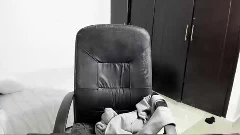 Snapshot of chandler_kenji chatting on September 13, 2025, 4:23 am Kenji online show from September 13, 2025, 4:23 am