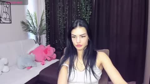 chaneljem online show from October 19, 2025, 11:22 am