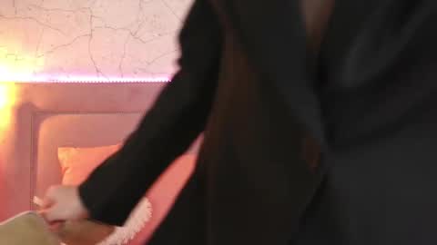 Channelangeless online show from October 17, 2025, 8:17 am