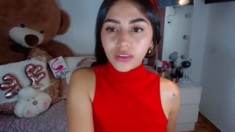 Snapshot of channelrose_1 chatting on December 6, 2024, 2:46 am Isabella online show from December 6, 2024, 2:46 am