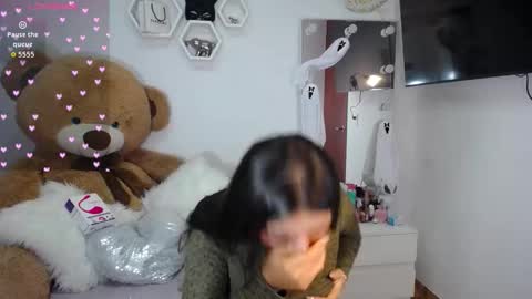 Snapshot of channelrose_1 chatting on October 30, 2025, 10:06 am Isabella online show from October 30, 2025, 10:06 am