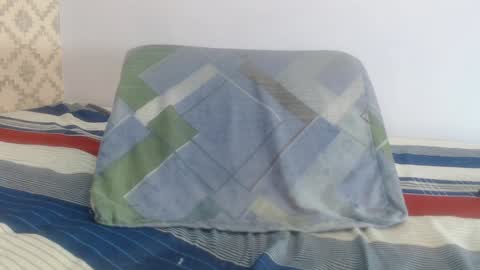 Raquel  online show from January 8, 2025, 6:09 pm