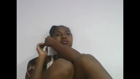 chantale483461 online show from April 12, 2026, 7:57 am