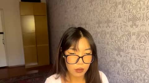 Ayano online show from October 28, 2025, 8:07 am