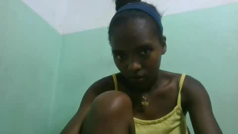 chanteuse655720 online show from June 14, 2026, 3:36 pm