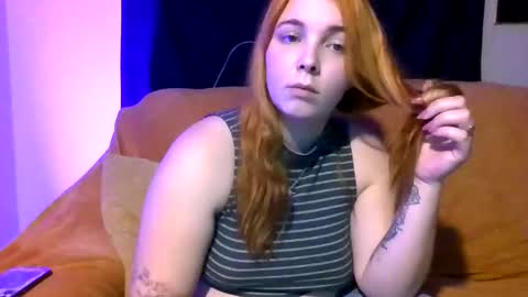 Snapshot of chaosfairyart chatting on November 2, 2025, 2:14 am chaosfairyart online show from November 2, 2025, 2:14 am