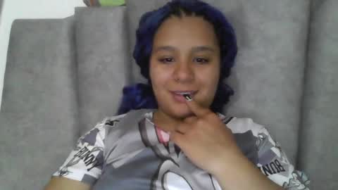 Snapshot of charis_21 chatting on June 27, 2026, 3:11 am charis 2 online show from June 27, 2026, 3:11 am