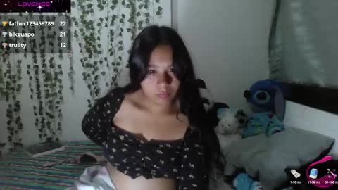 charis_bellota online show from December 21, 2024, 9:01 am