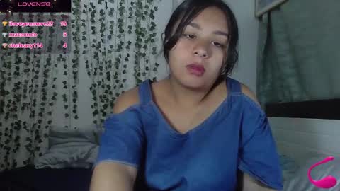 charis_bellota online show from January 28, 2025, 8:04 pm