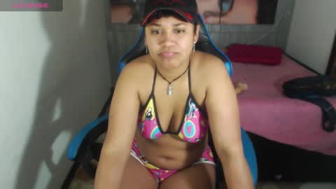 charis_bellota online show from September 11, 2025, 4:45 am