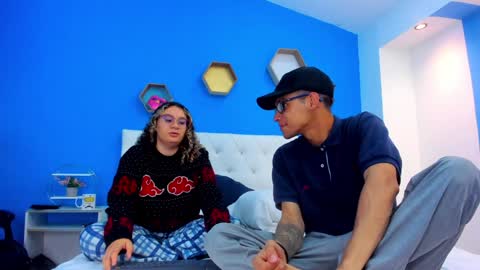 Charles y Elara online show from December 4, 2024, 3:15 am