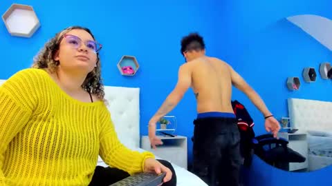 Charles y Elara online show from December 7, 2024, 7:32 pm